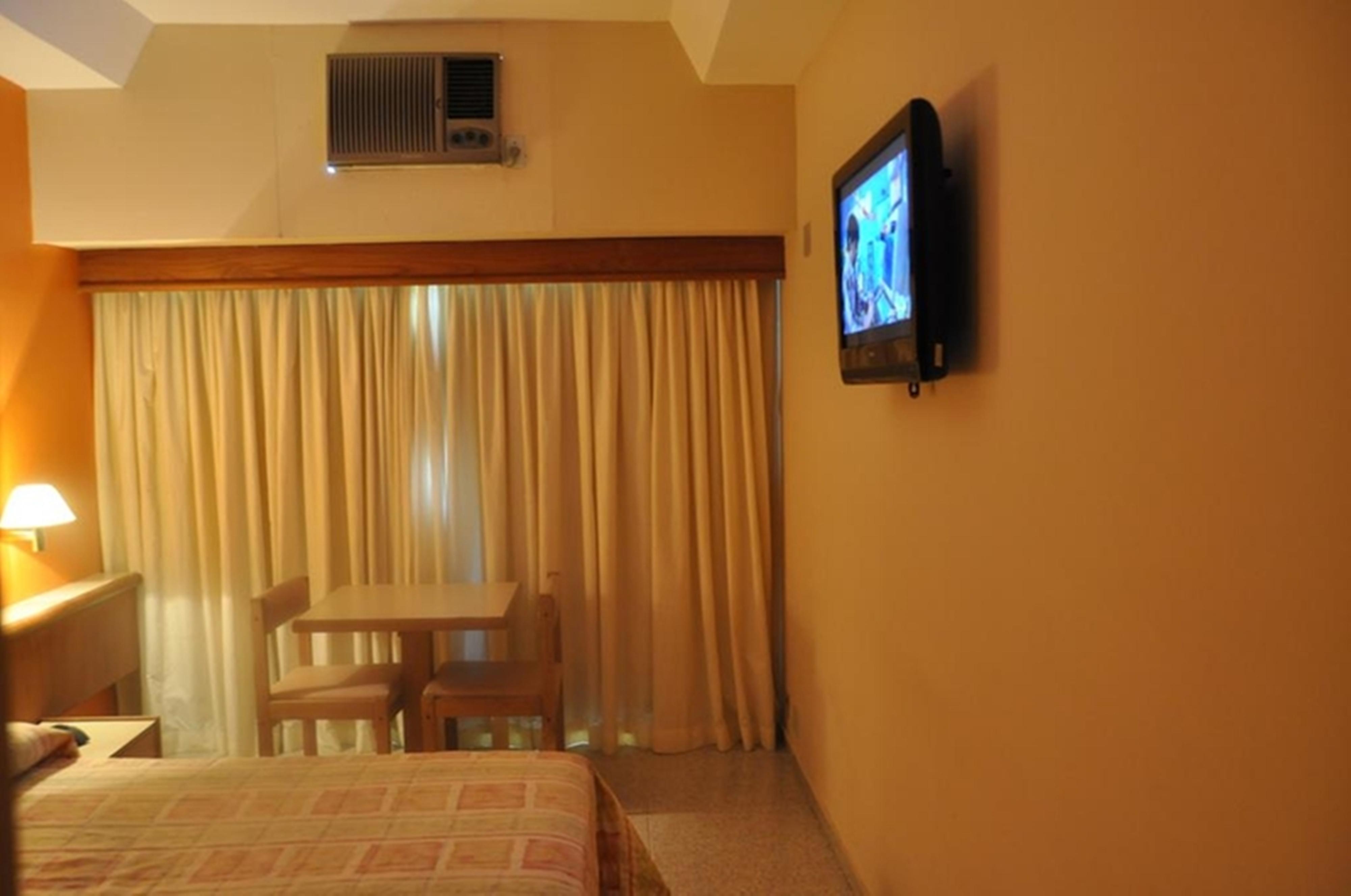 Hotel Bandeirantes